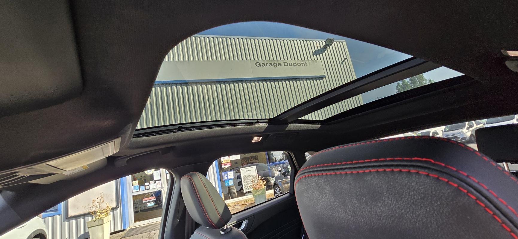 Ford Kuga - Photo 11