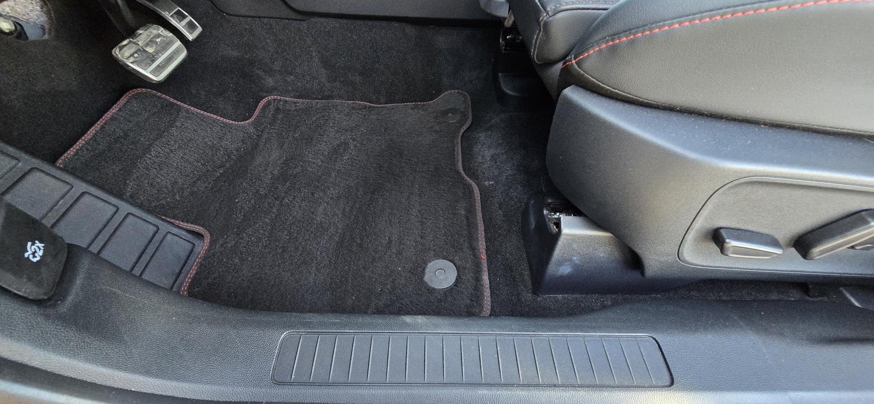 Ford Kuga - Photo 16