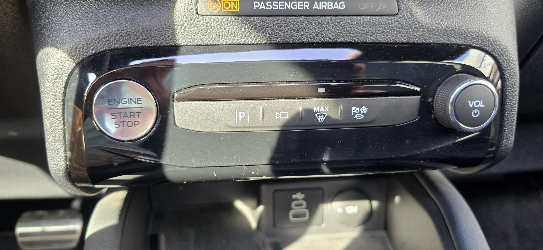 Ford Kuga - Photo 30