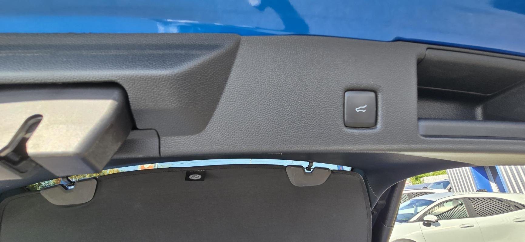 Ford Kuga - Photo 37