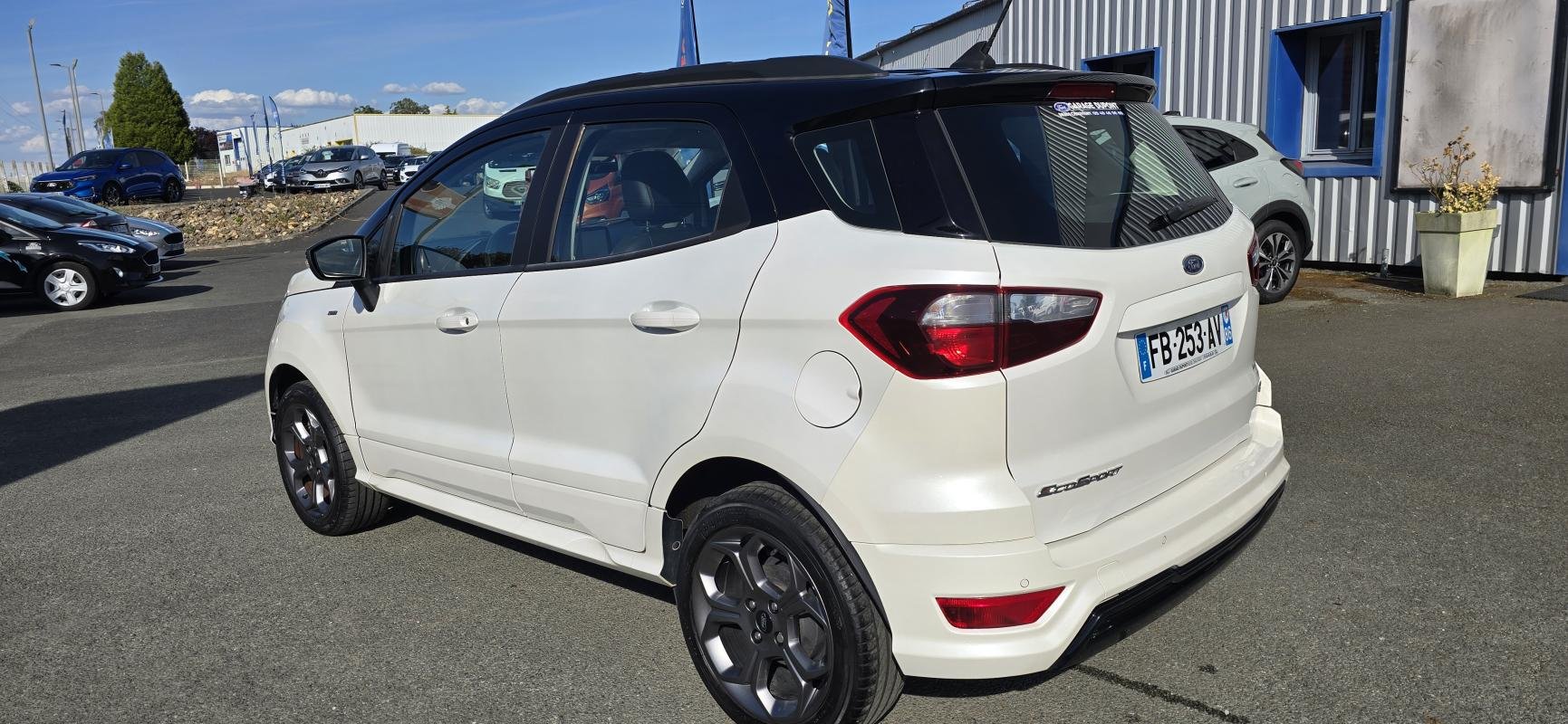 Ford EcoSport - Photo 2