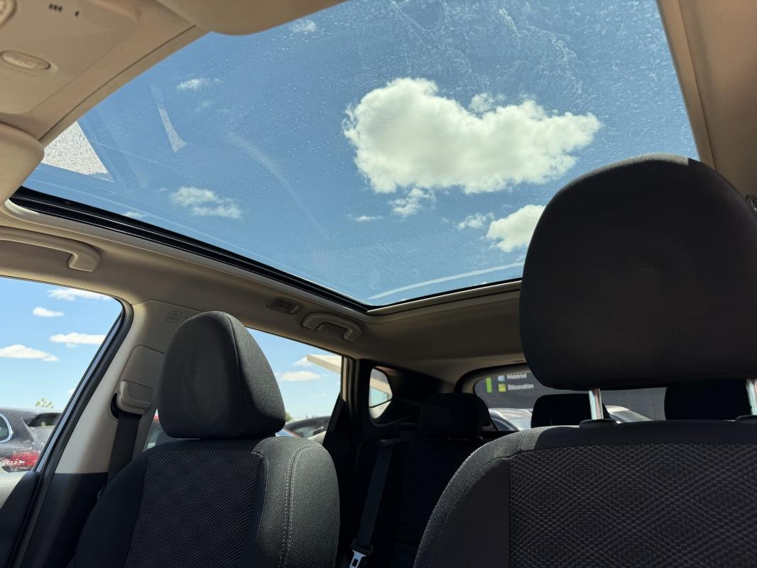 Nissan Qashqai - Photo 25