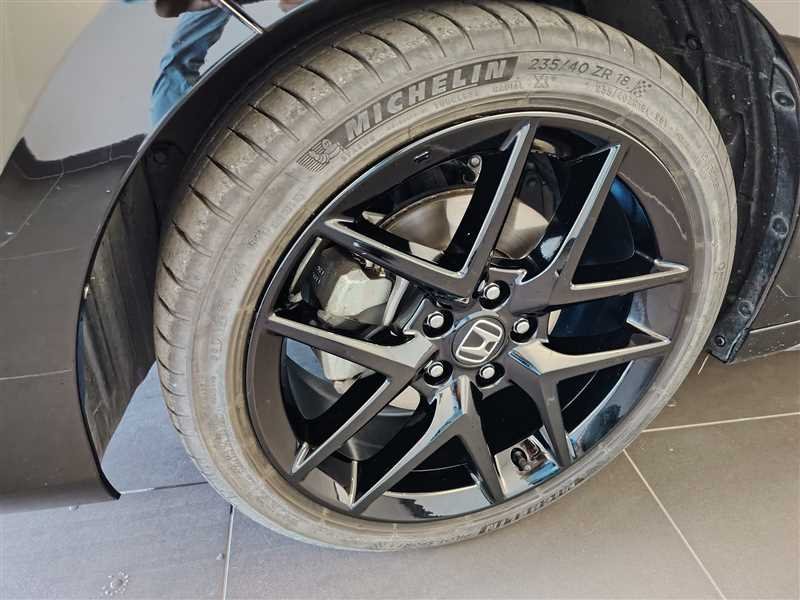 Honda Civic - Photo 18