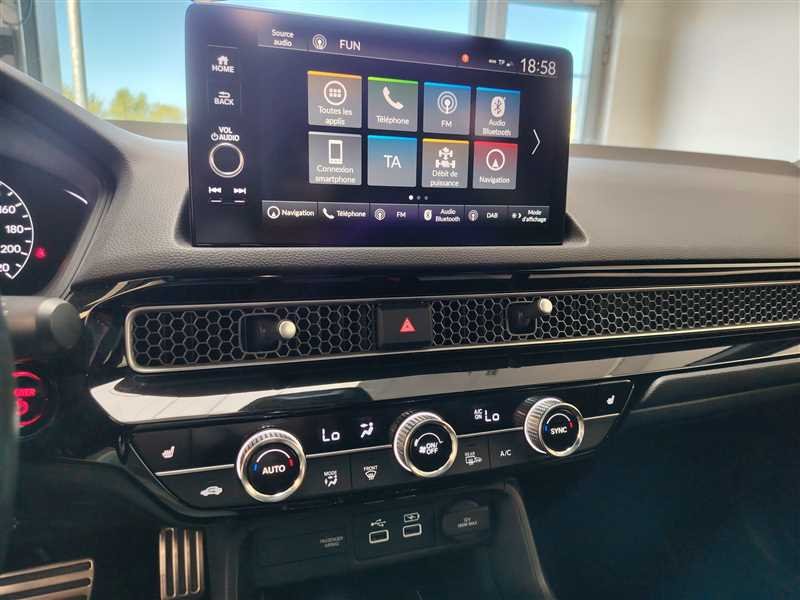 Honda Civic - Photo 10