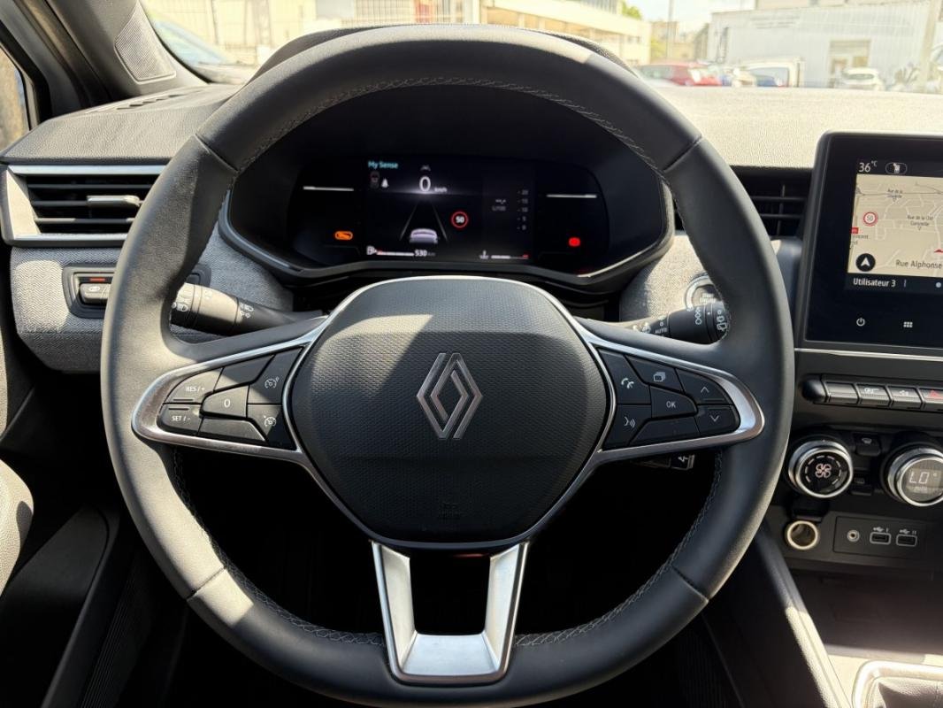 Renault Clio - Photo 21