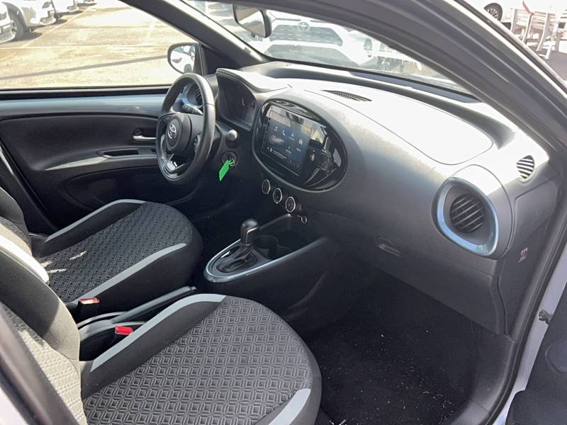 Toyota aygo x - Photo 12