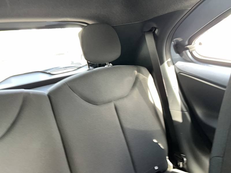 Toyota aygo x - Photo 13