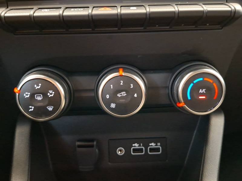 Renault Clio - Photo 24