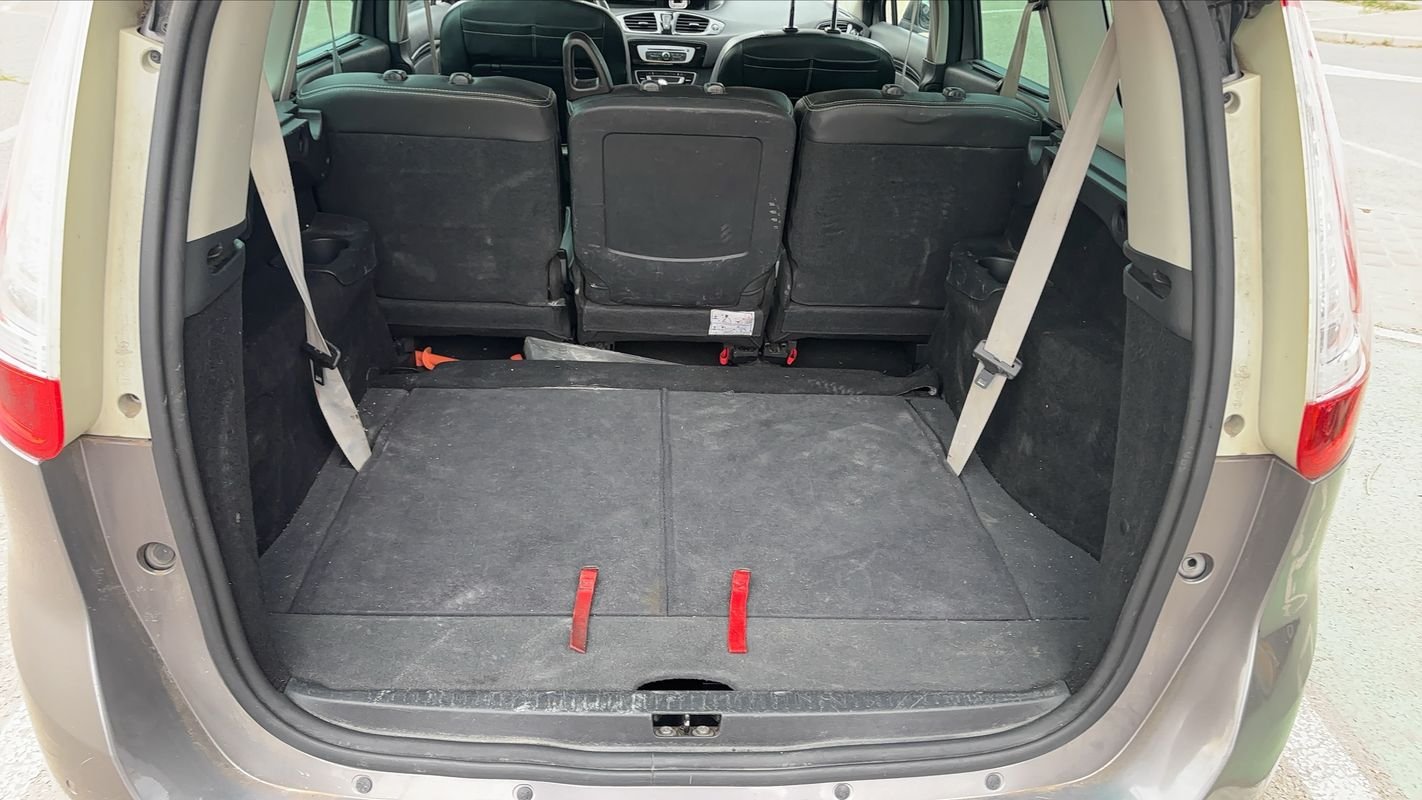 Renault Grand Scénic - Photo 14
