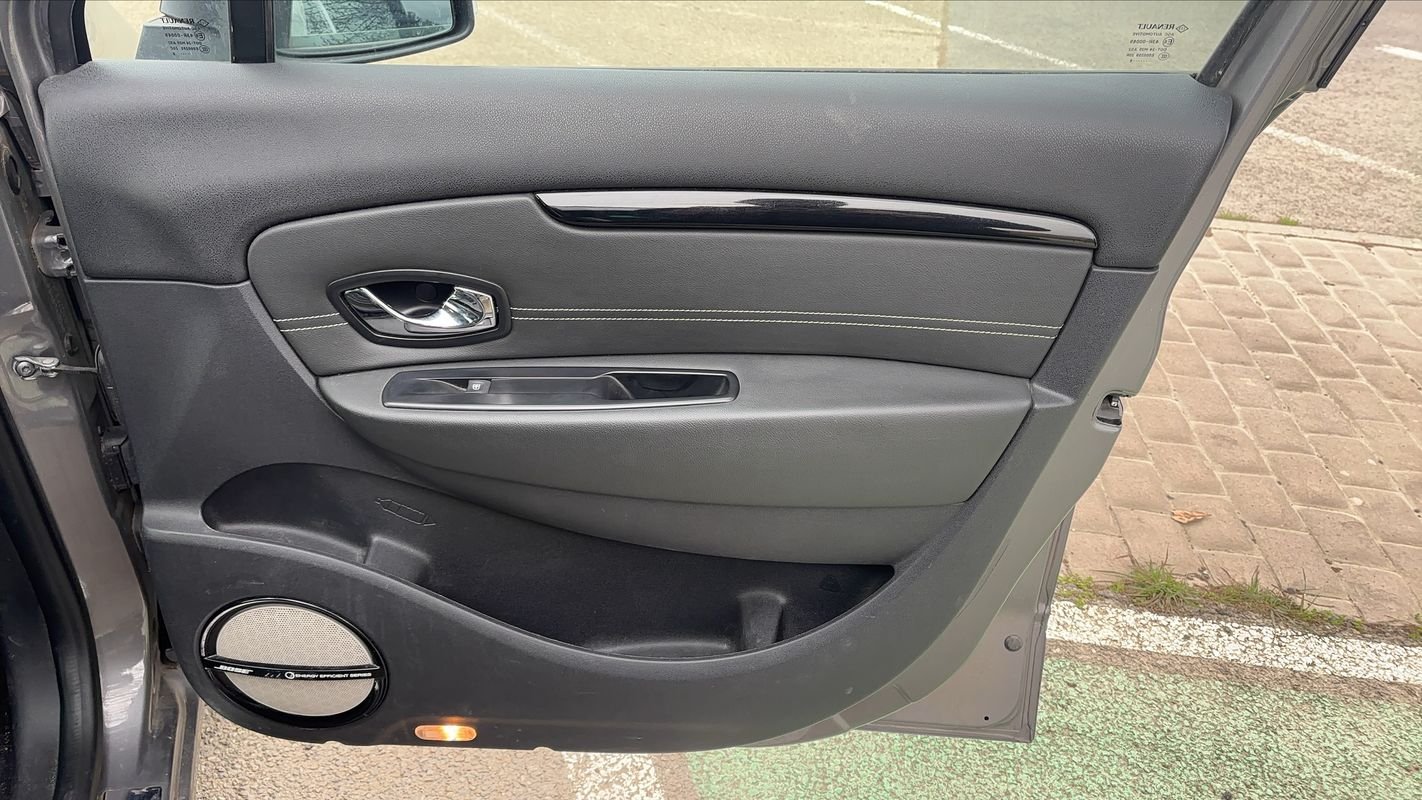Renault Grand Scénic - Photo 22
