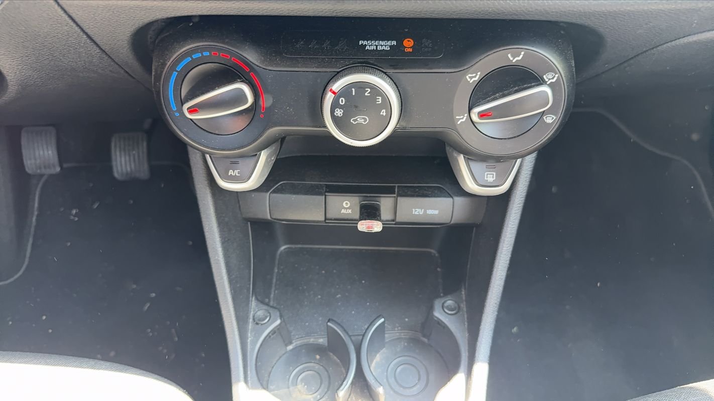 Kia Picanto - Photo 13