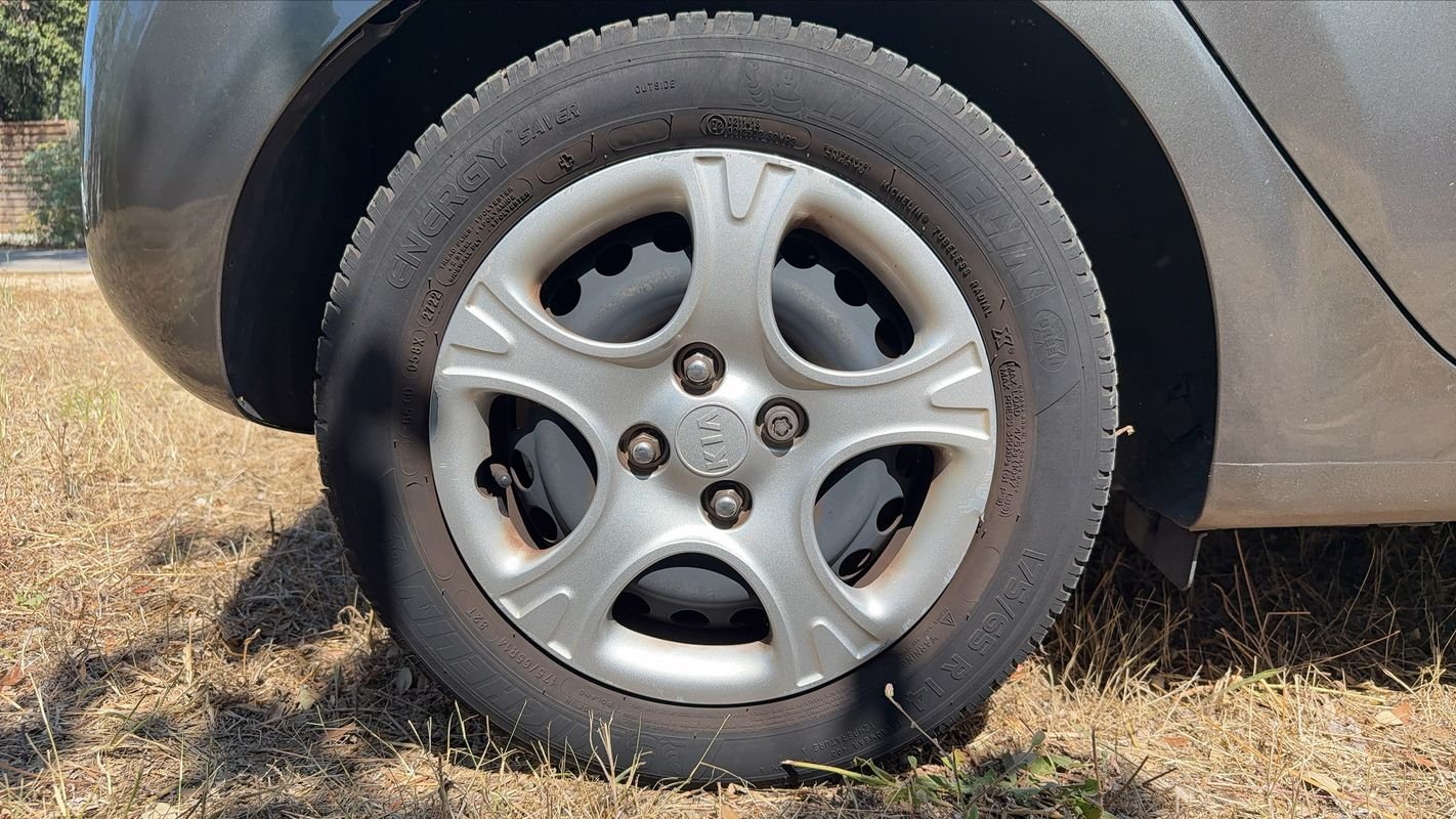 Kia Picanto - Photo 16