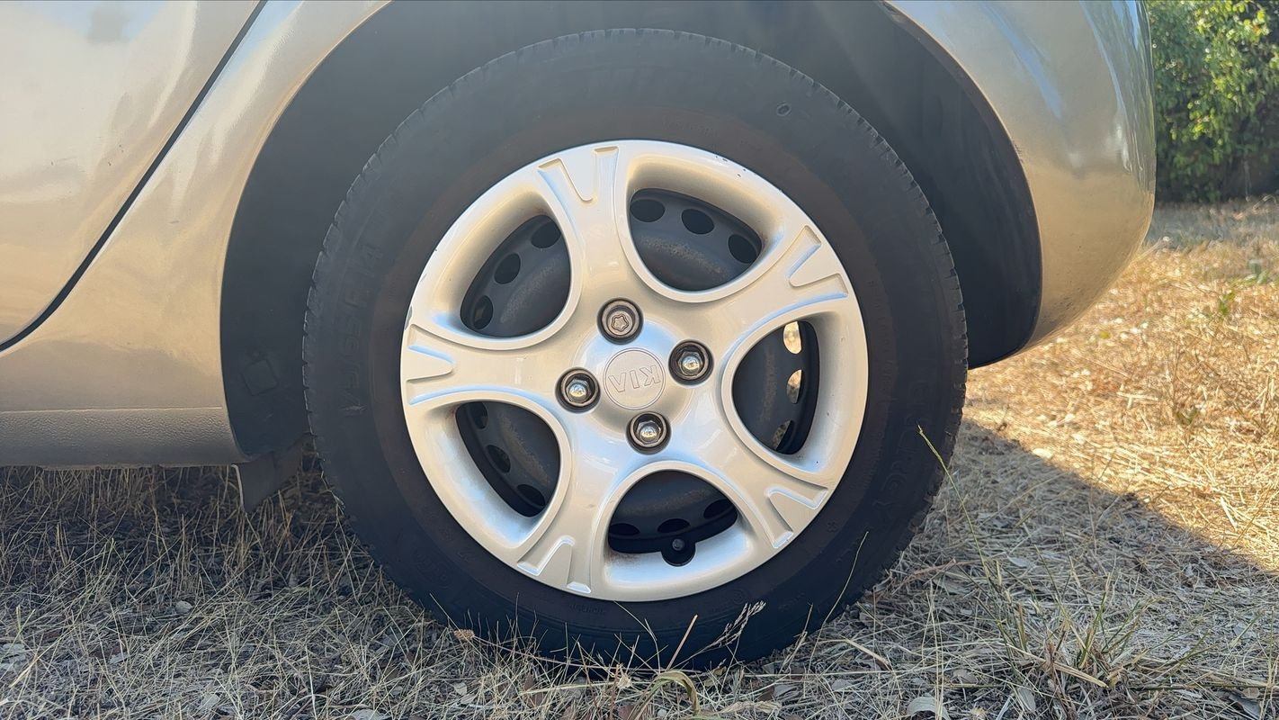 Kia Picanto - Photo 19