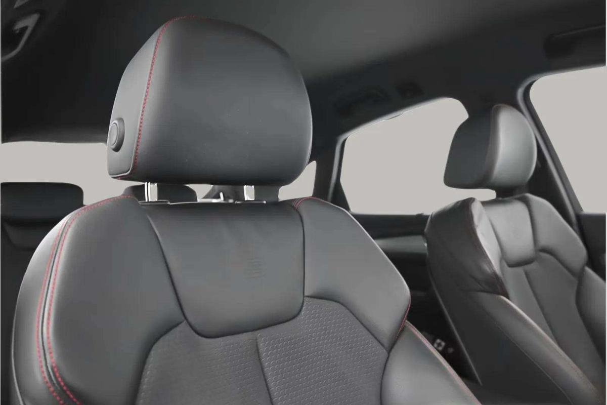 Audi Q5 - Photo 6
