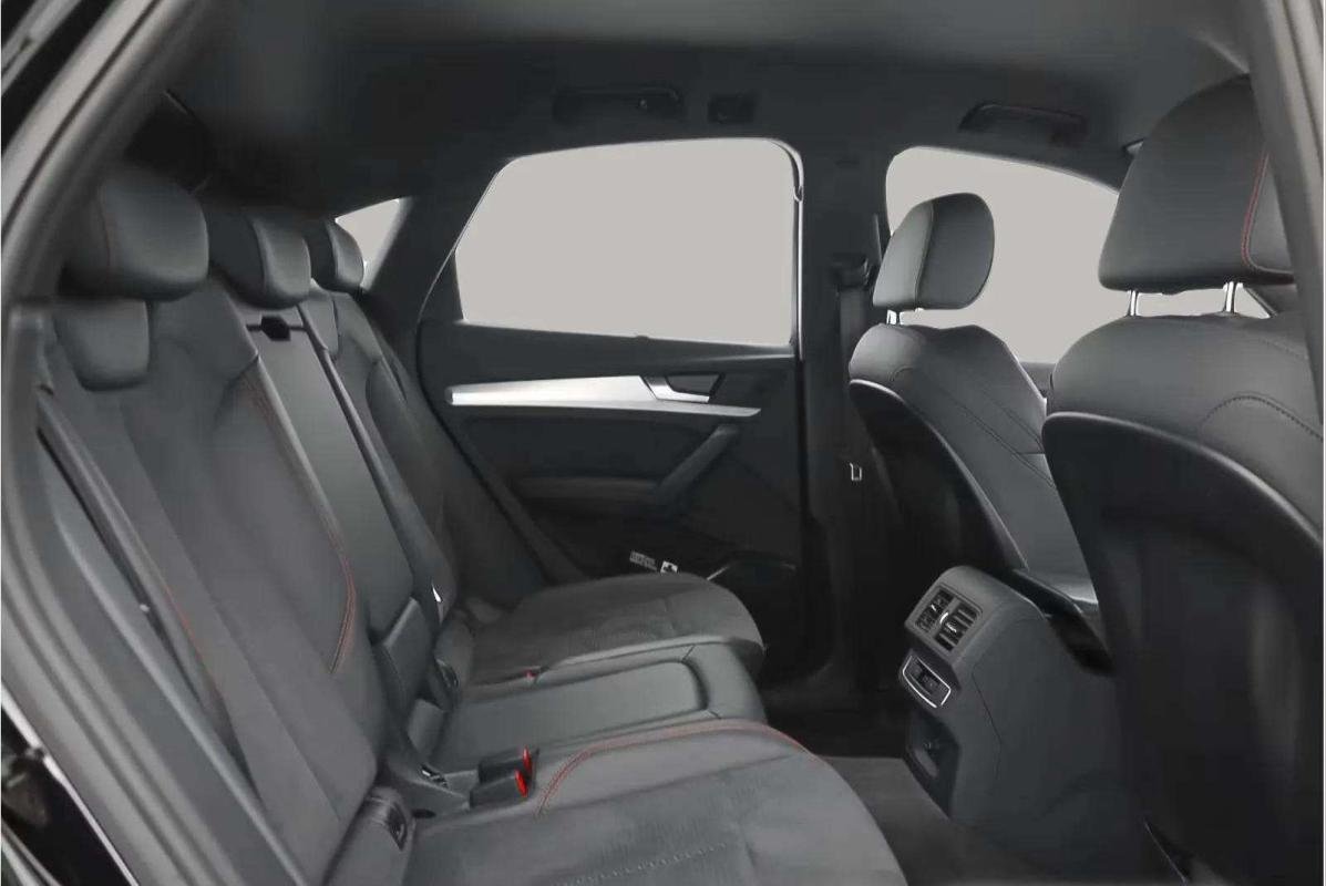 Audi Q5 - Photo 10
