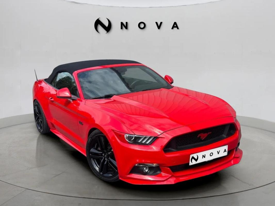 Ford Mustang - Photo 4