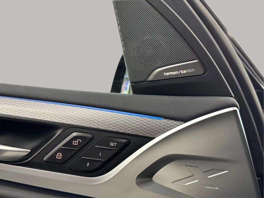 BMW X3 - Photo 11