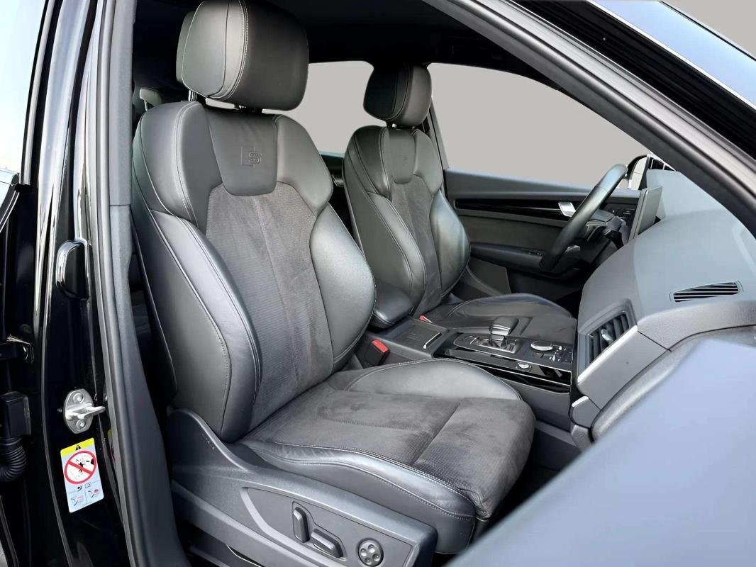 Audi SQ5 - Photo 11