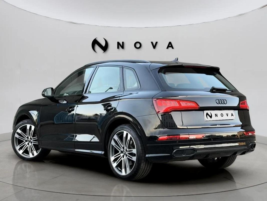 Audi SQ5 - Photo 3