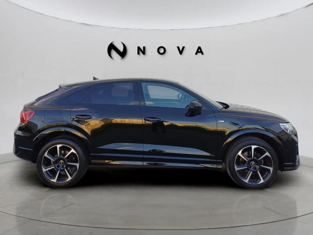 Audi Q3 - Photo 3
