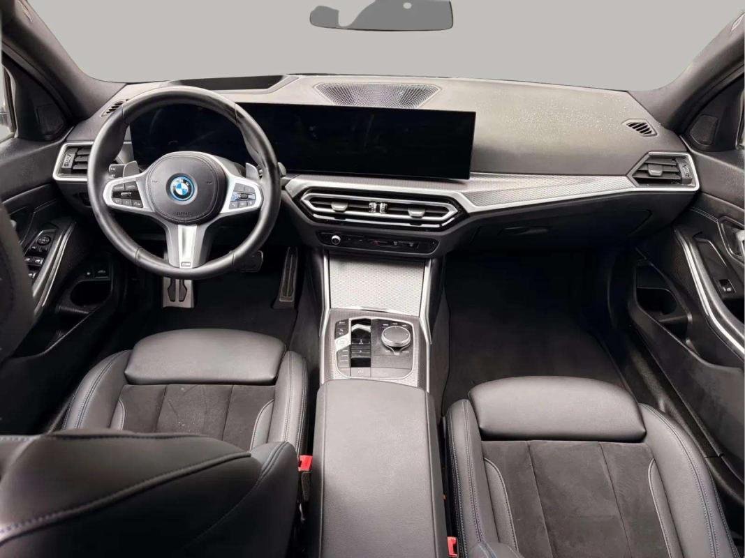 BMW 320 - Photo 9