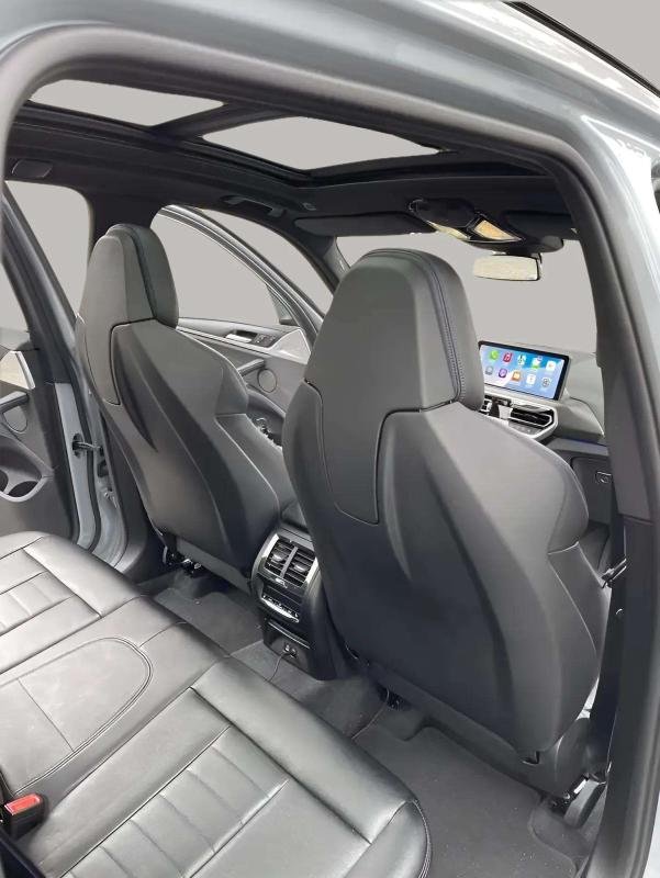 BMW X3 - Photo 8