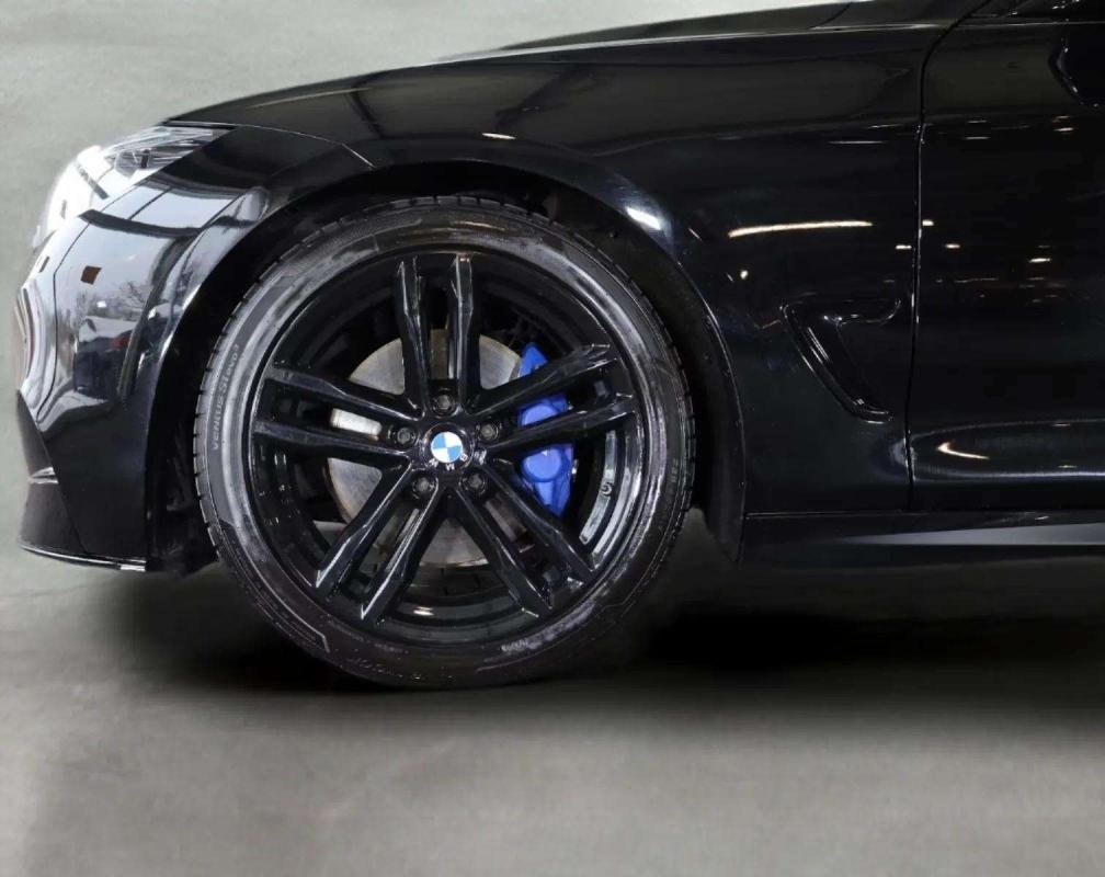 BMW 340i - Photo 9