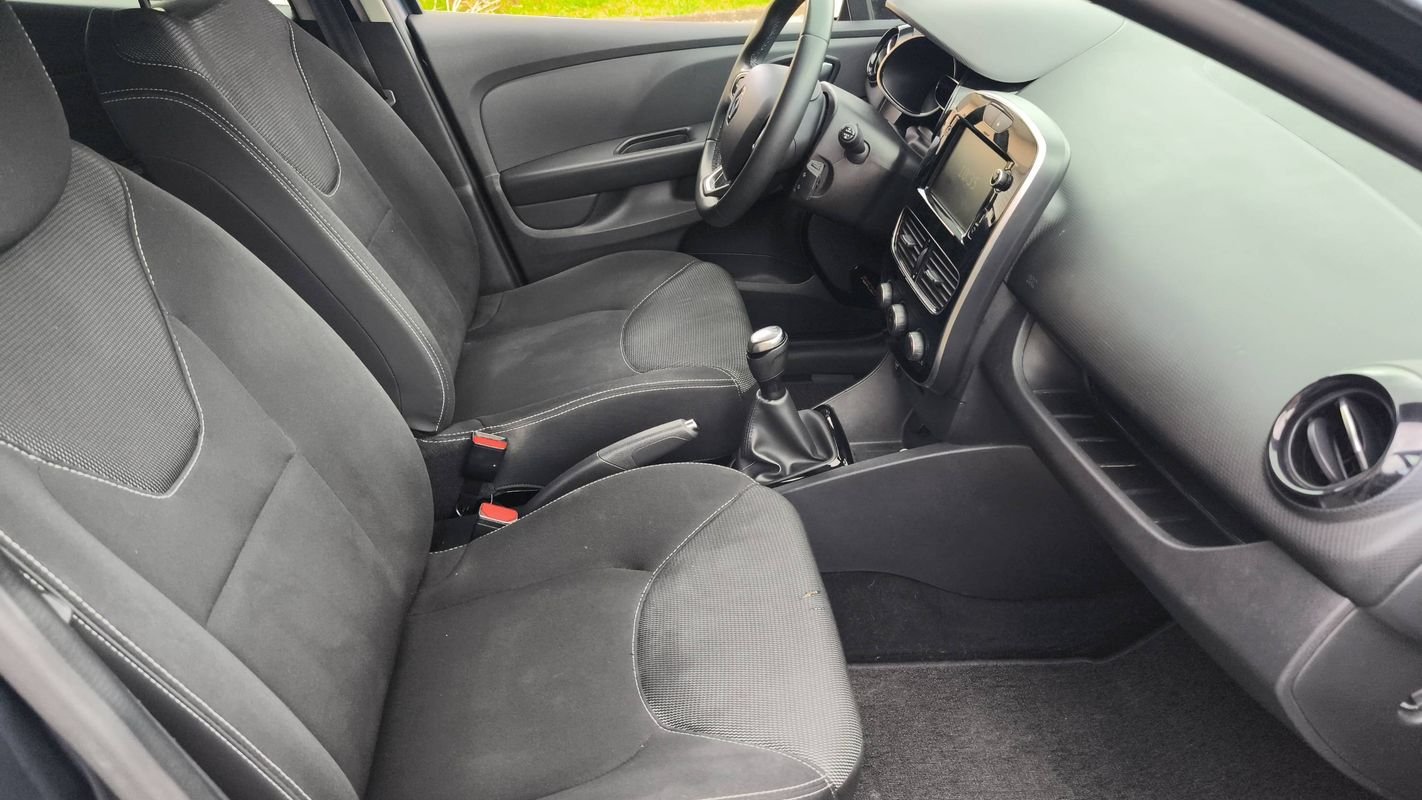 Renault Clio - Photo 25