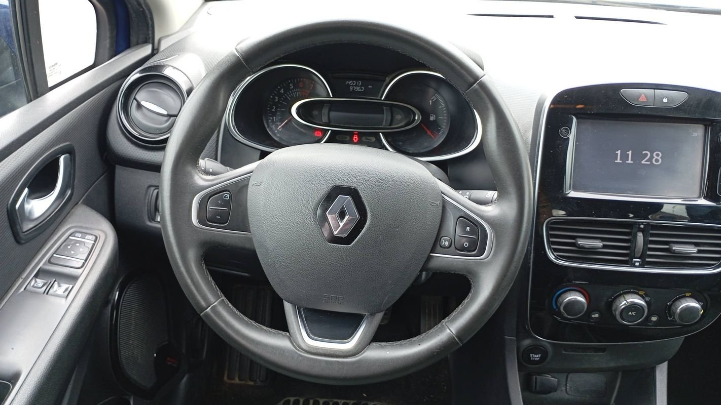Renault Clio - Photo 24