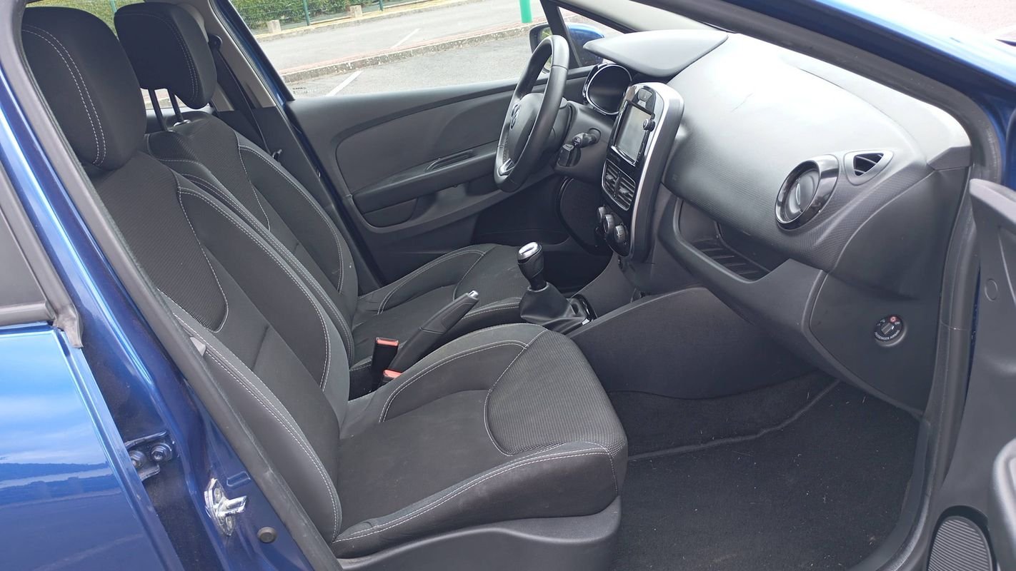 Renault Clio - Photo 26