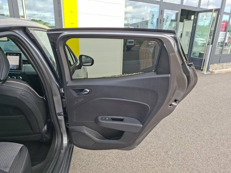 Renault Clio - Photo 21