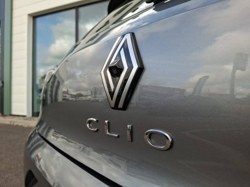 Renault Clio - Photo 25
