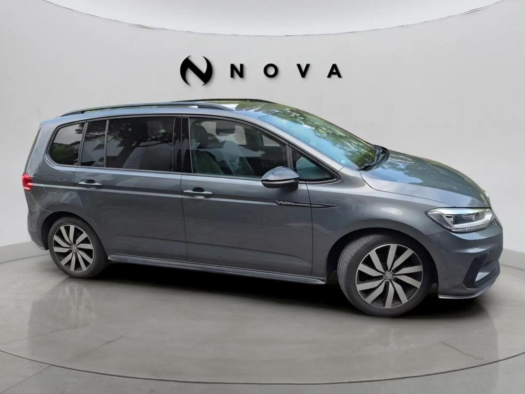 Volkswagen Touran - Photo 2