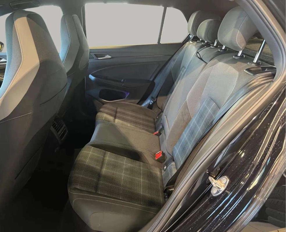 Volkswagen Golf - Photo 12