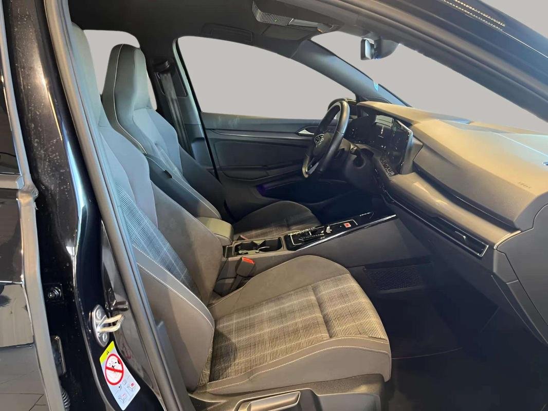 Volkswagen Golf - Photo 14