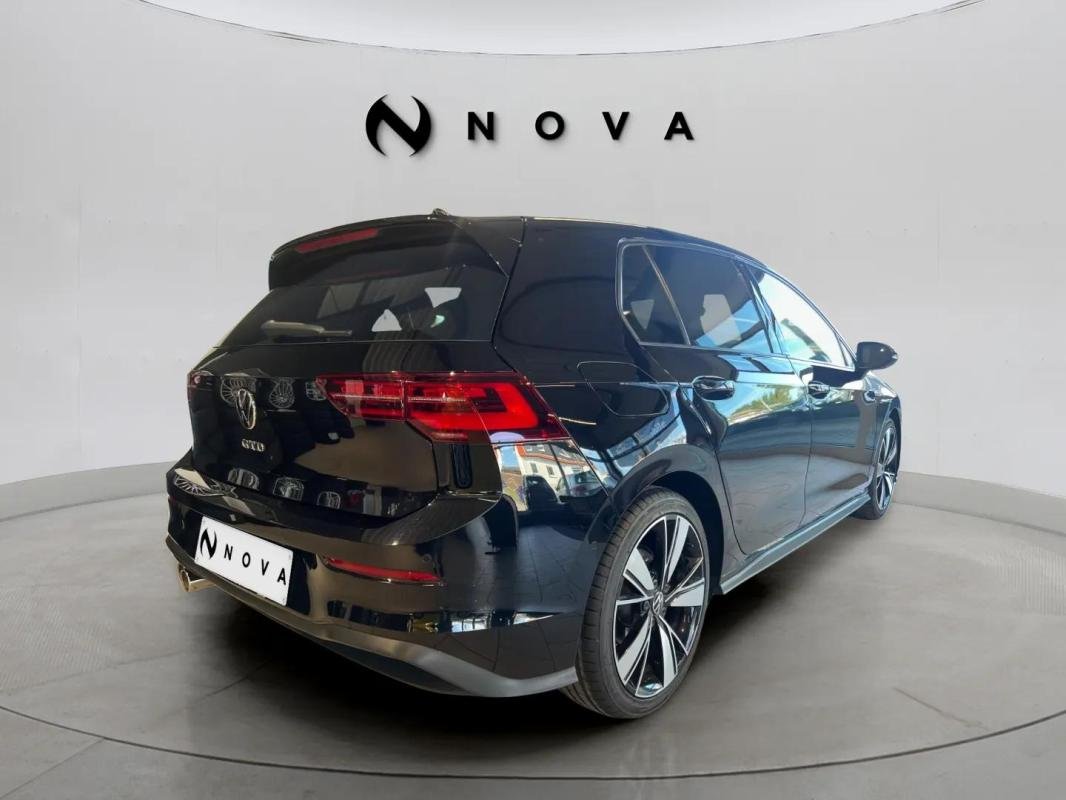 Volkswagen Golf - Photo 6