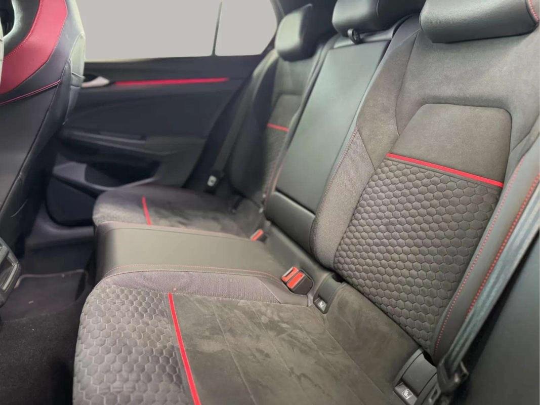 Volkswagen Golf - Photo 8