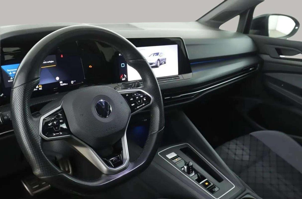 Volkswagen Golf - Photo 15