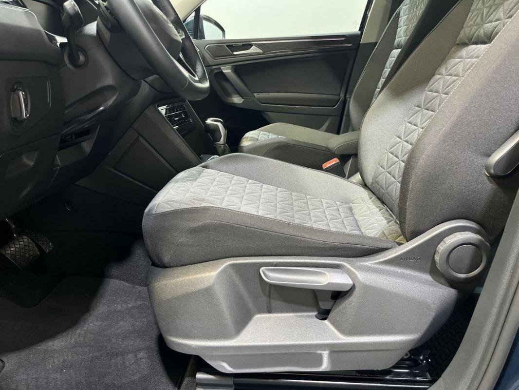 Volkswagen Tiguan - Photo 14