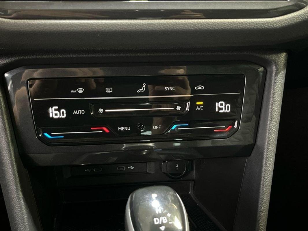 Volkswagen Tiguan - Photo 19