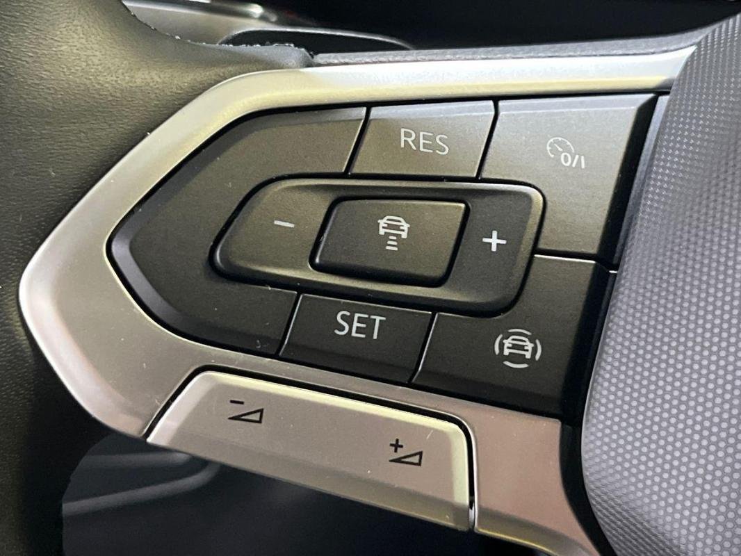 Volkswagen Tiguan - Photo 21