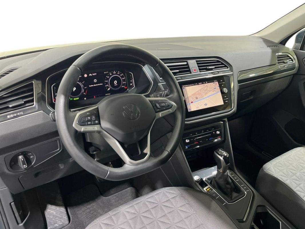 Volkswagen Tiguan - Photo 9