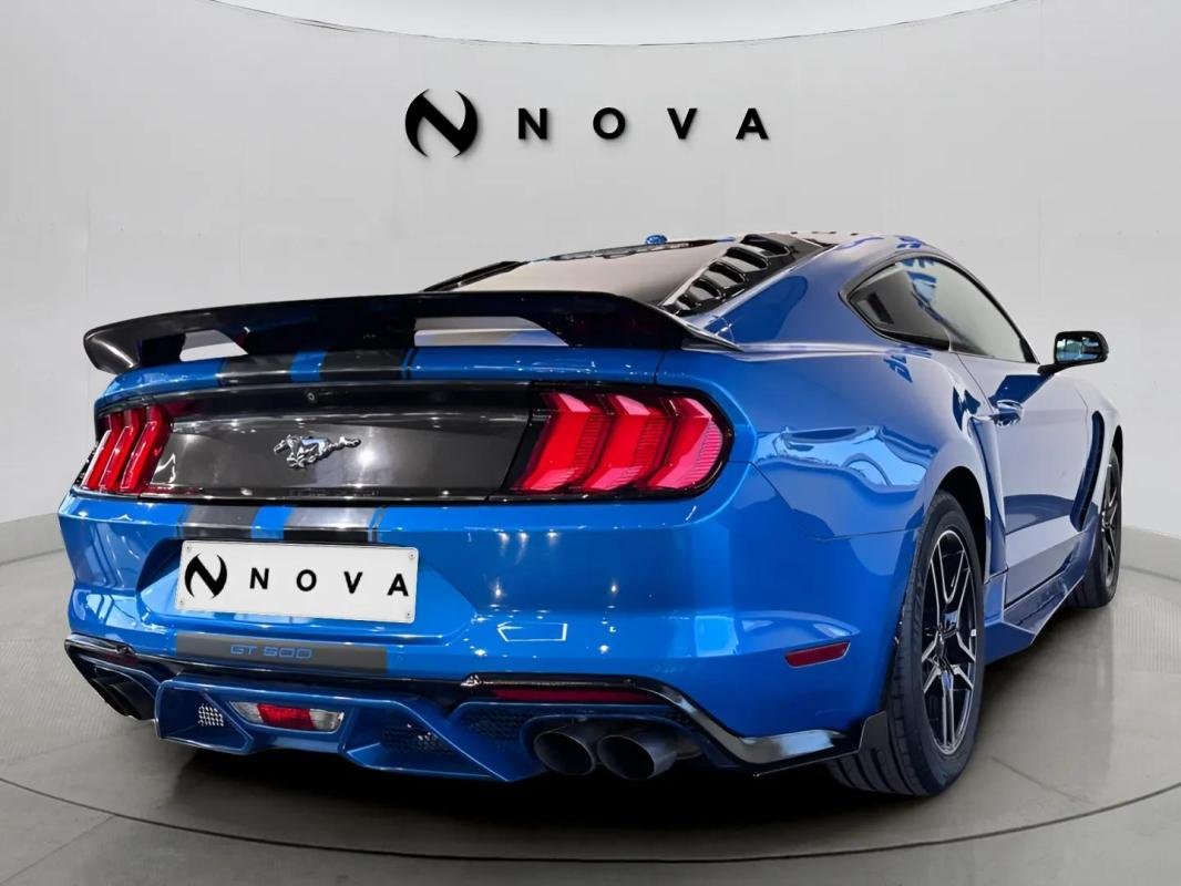 Ford Mustang - Photo 5