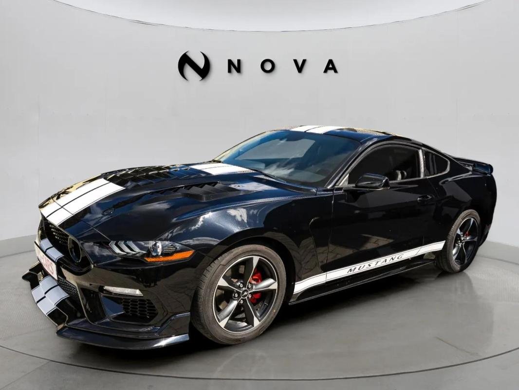 Ford Mustang - Photo 2