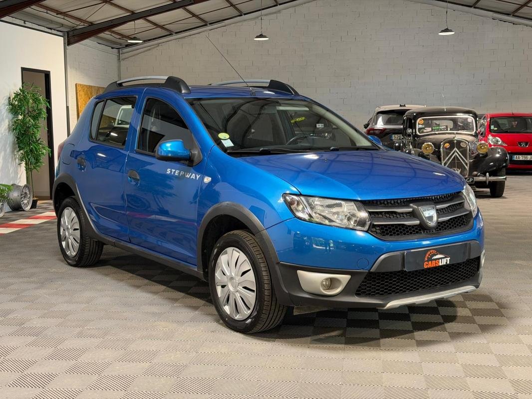 Dacia Sandero - Photo 1