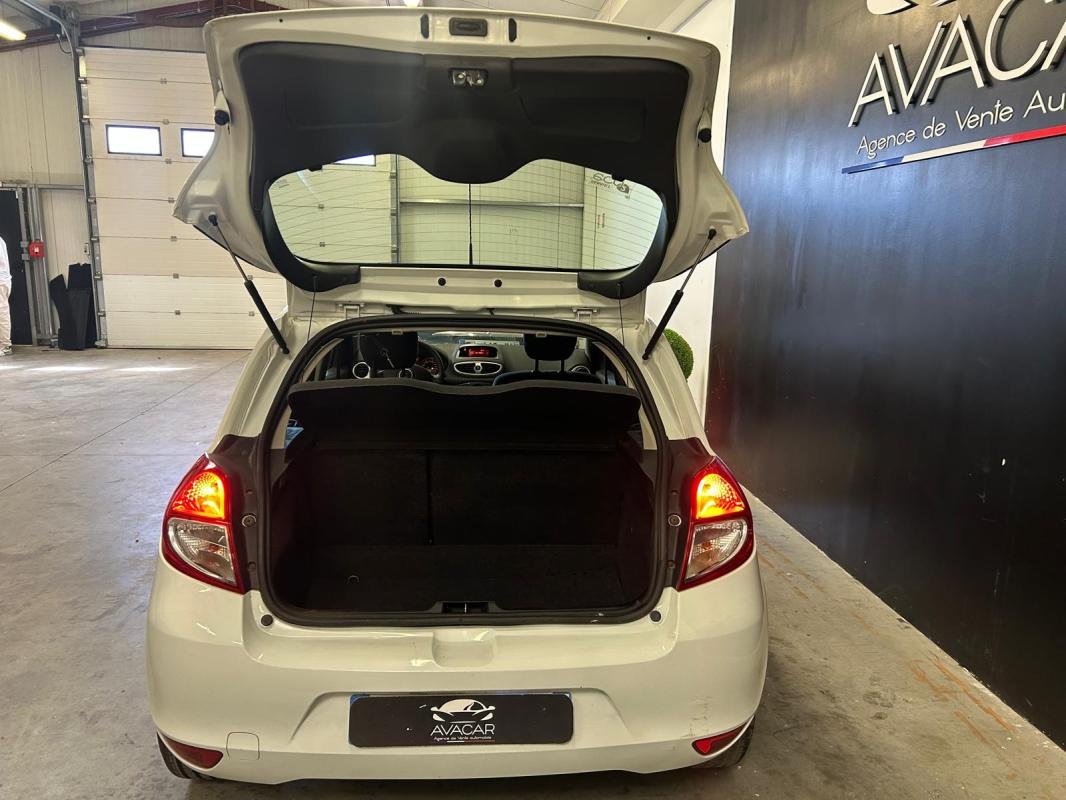 Renault Clio - Photo 16