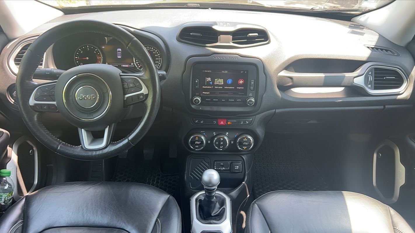 Jeep Renegade - Photo 11
