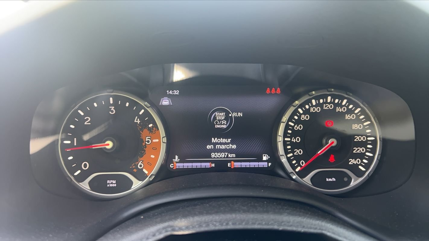 Jeep Renegade - Photo 12