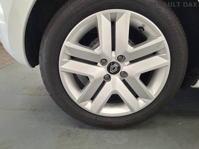 Renault Clio - Photo 22