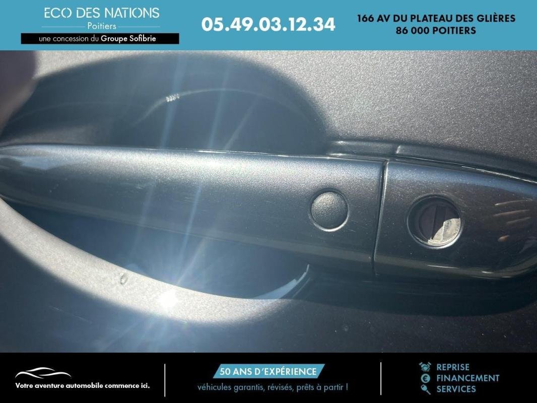 Mazda 2 - Photo 20